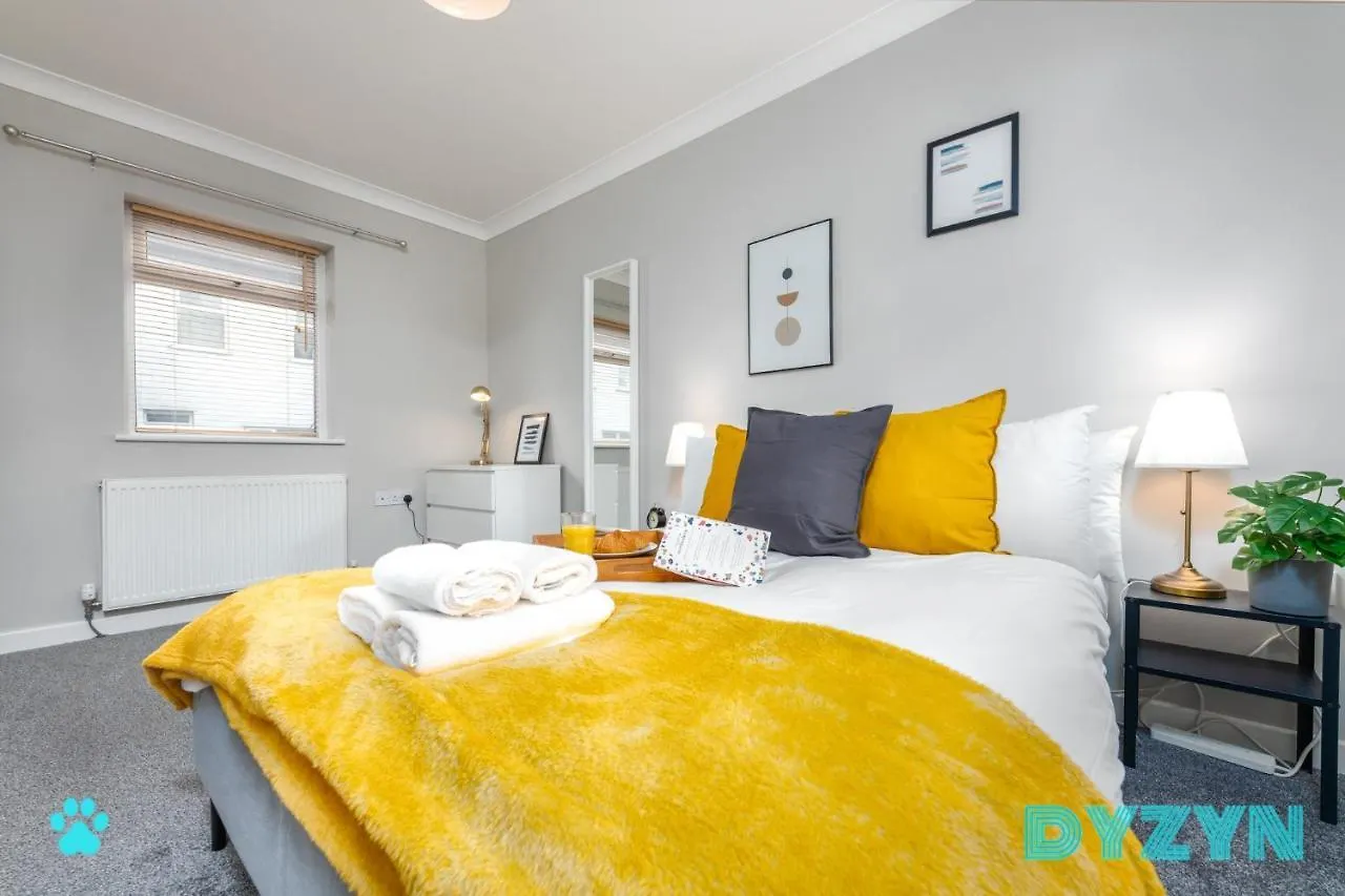 The Nest - Parking - Garden - By Dyzyn Villa Cardiff