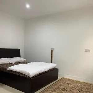 Happy House Apartment Birmingham
